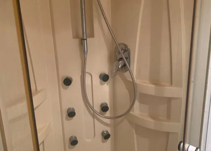 Your 9 With Parking Lägenhet *